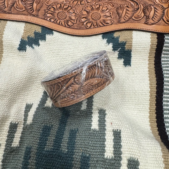 American Darling Fringe Saddle Blanket Purse - Picture 6 of 8